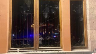 Կառավարության շենքի դիմաց սեպտեմբերի 19-ին կատարված զանգվածային անկարգությունների ընթացքում տուժել են ոստիկաններ և քաղաքացիական անձինք, պատճառվել է գույքային վնաս (լուսանկարներ)